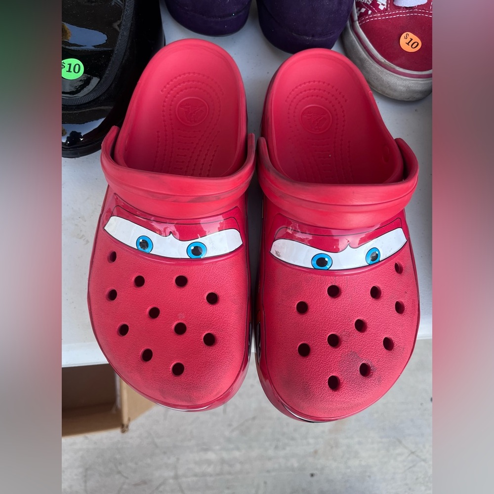 Lightning McQueen crocs